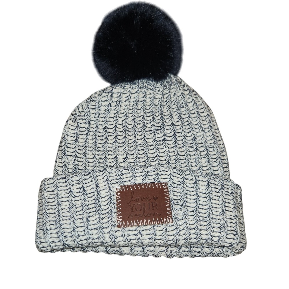 NWOT "Love Your Melon"‎ Black And White Pom Pom Beenie Hat